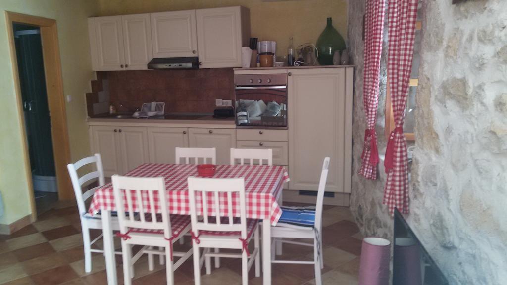 Apartment Elda بيتريتْشاني المظهر الخارجي الصورة