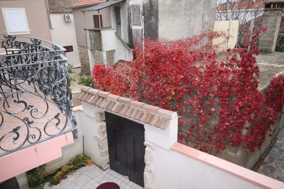 Apartment Elda بيتريتْشاني الغرفة الصورة